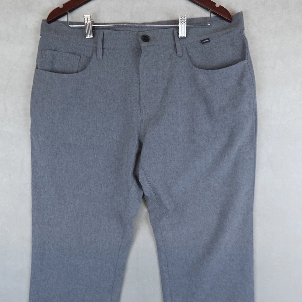 Travis Mathew Pants Mens Performance Golf Casual Gray 36x34 Open To Close - Picture 2 of 10